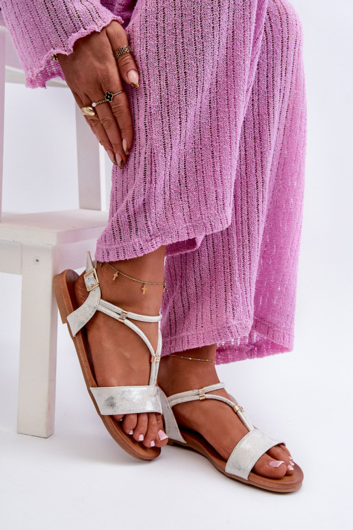 Feminino Sandálias rasteiras com listras S.Barski KV27-010 Branco-cor prata