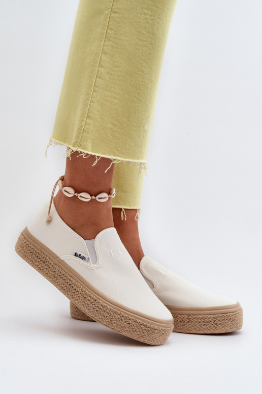 Sapatos femininos Slip-On Com trança Lee Cooper LCEM-24-44-2430