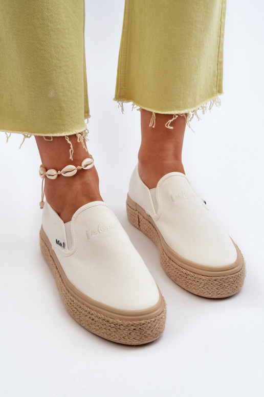 Sapatos femininos Slip-On Com trança Lee Cooper LCEM-24-44-2430