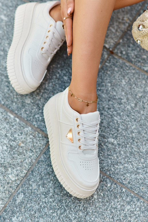 À modalo de tênis Feminino de couro ecológico com uma plataforma cor de marfim Chrisstin