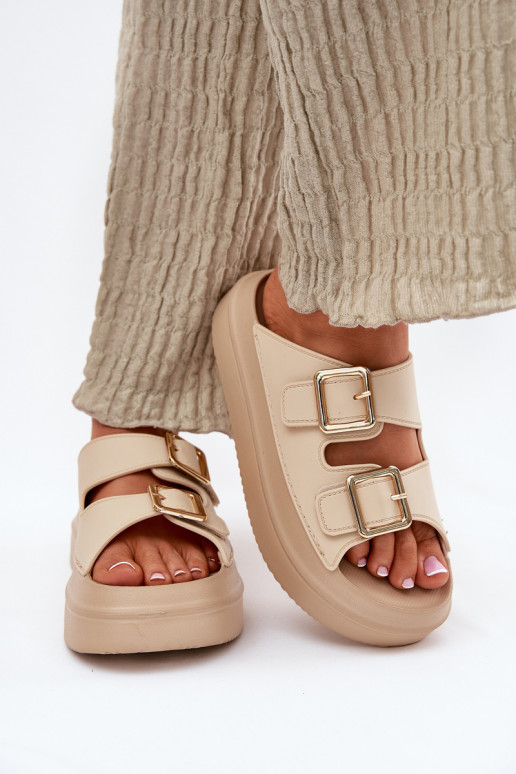 Chinelos femininos com uma plataforma Ze cor douradami com fivelasmi bege Zorila