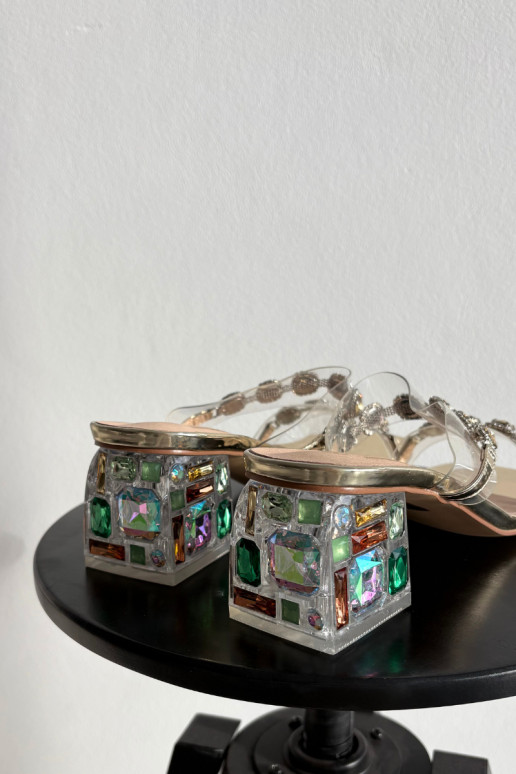 Chinelos femininos com olhos brilhantes D&A MR1037-02 cor dourada