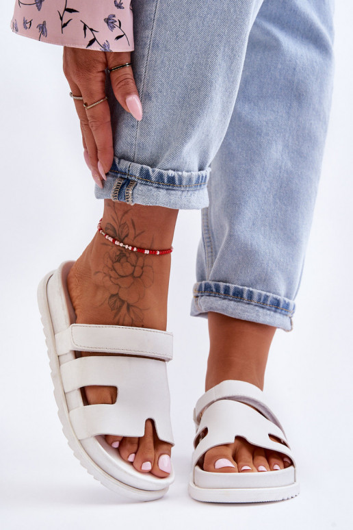 À modalo clássico Chinelos femininos cor branca Molie