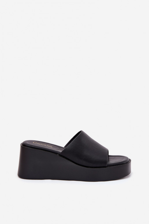 Chinelos femininos Em uma cunha Eko Pele cor preta Obenae