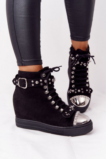 aquecimento Botas Em uma cunha de camurça cor preta Lu Boo 2