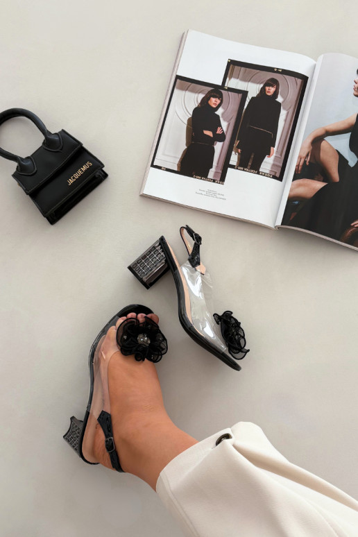 sandálias com salto com enfeites D&A MR52-238 cor preta