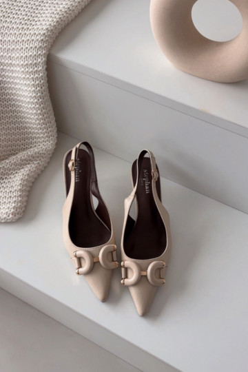 Sandálias femininas com salto fino Com decorações Detalem cor de marfim Brienne 2