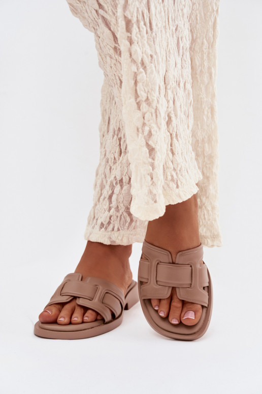 Chinelos femininos com salto largo bege Lorania