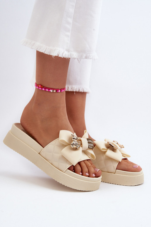 Feminino Chinelos com fitas i ursinhos de pelúciam bege Katterina