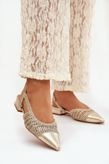 Sandálias femininas Com trança Klocke cor dourada Nivorra 2