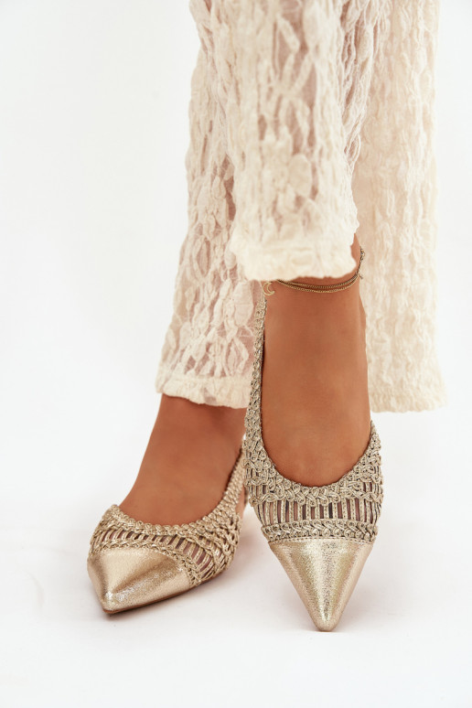 Sandálias femininas Com trança Klocke cor dourada Nivorra