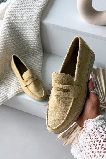 Mocassins femininos de camurça sintética, cor amarela Renelia