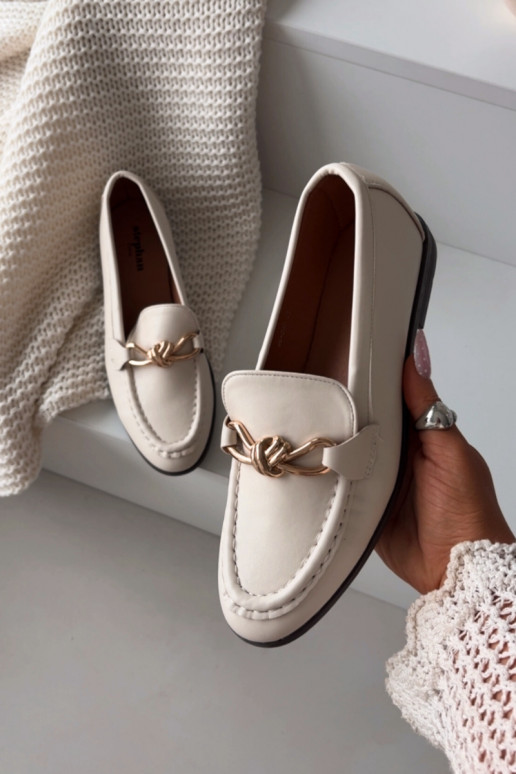 Mocassins Feminino Com decorações Detalem cor de marfim Rosynne