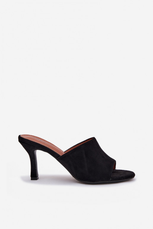 Chinelos femininos com salto finode camurça ecológicau cor preta Isolia