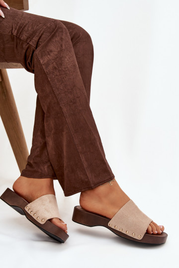 Chinelos femininos Ze cor douradami Pregos bege Ferinna