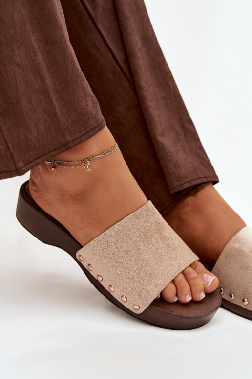 Chinelos femininos Ze cor douradami Pregos bege Ferinna