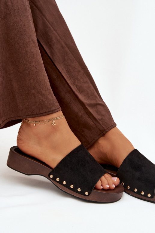 Chinelos femininos Ze cor douradami Pregos cor preta Ferinna