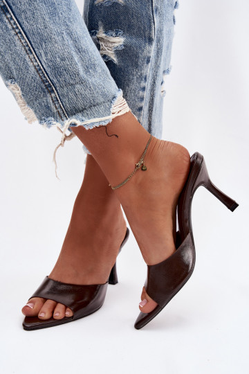 com efeito verniz Chinelos femininos com salto CzekoladoParae Lirissa 2