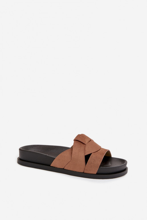 Chinelos femininos de camurça ecológicaoParae com listras cor marrom Tem que serrivessa