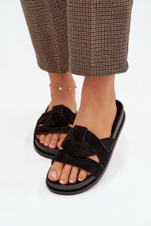 Chinelos femininos de camurça ecológicaoParae com listras cor preta Tem que serrivessa