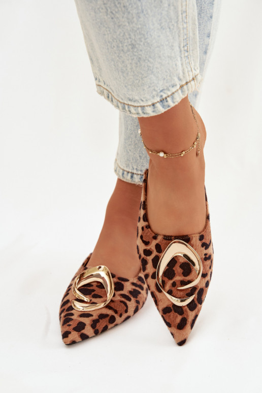 Chinelos femininos Mule Com decorações cor douradam Detalem com padrões de pele de leopardo Galvella