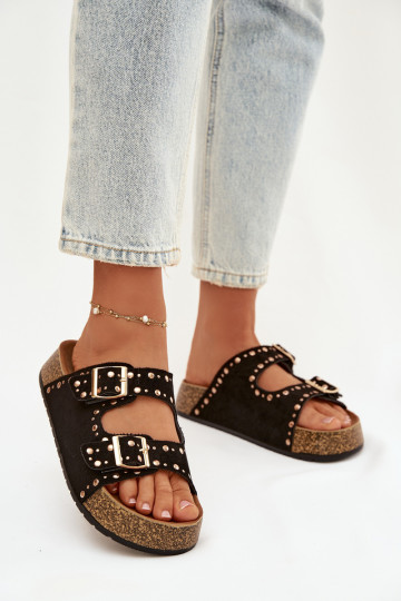 Chinelas femininas pretas com fivelas e tachas douradas Tervina 2