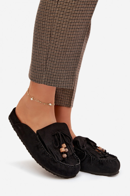 Chinelos femininos Mule com franjas I cor coralikami cor preta Belissa