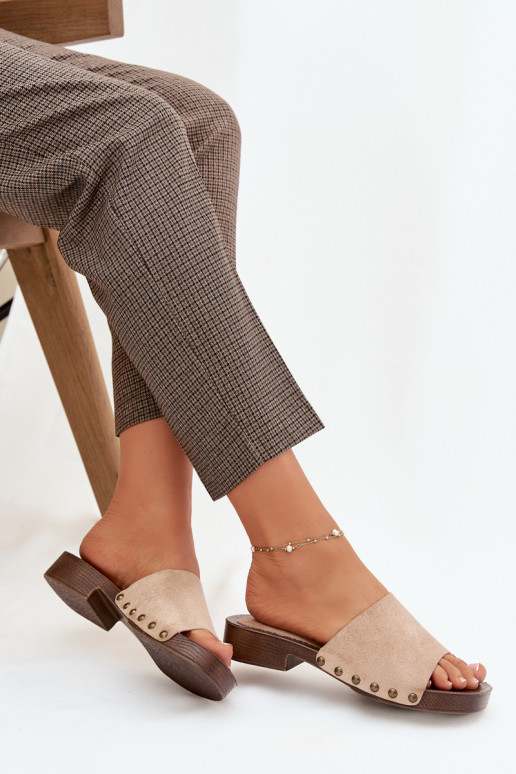 Chinelos femininos com salto largo Ze cor douradami Pregos bege Girella