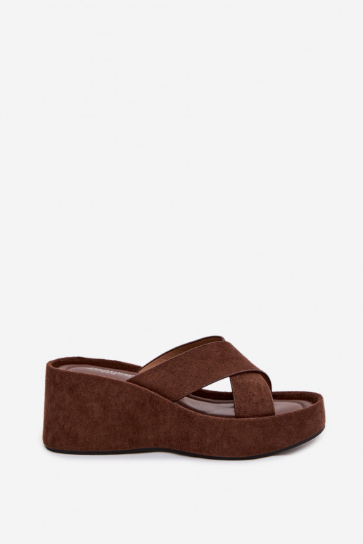 Chinelos femininos Em uma cunhade camurça ecológicau CzekoladoParae Calorine