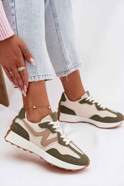 tênis Feminino com uma plataforma cor verde Janelora