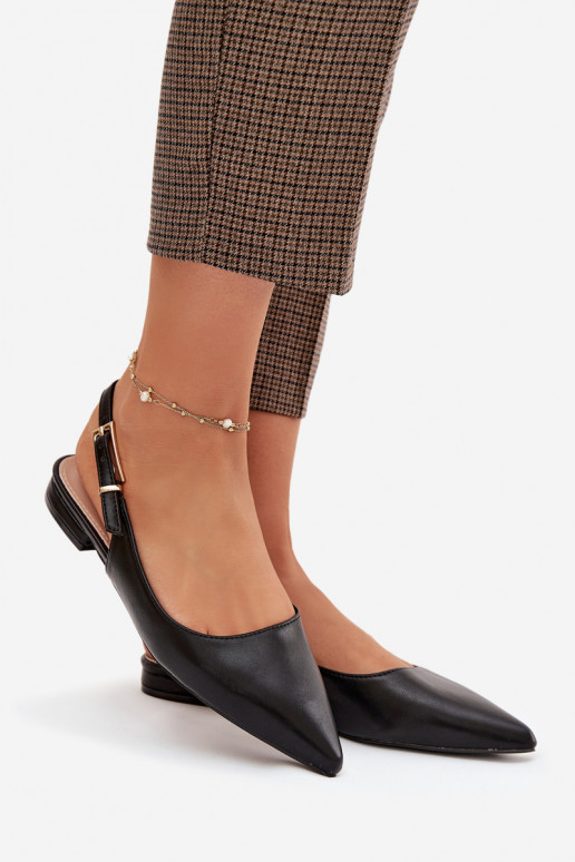 Bailarinas com fivelas douradas cor preta Iverelle