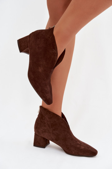 Botas Darlisse cor chocolate para mulheres com bordados