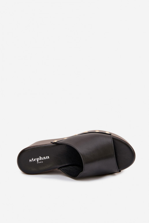 Chinelos femininos de plataforma com rebites pretos Taireline