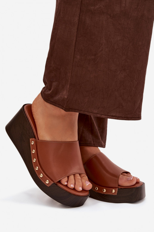 Chinelas femininas de plataforma dourada Arionne, cor marrom