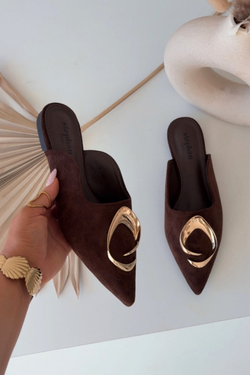 Chinelas femininas cor chocolate "Mule" com detalhes dourados requintados Galvella