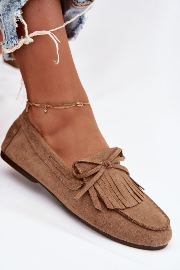 Mocassins femininos marrons com franjas Janelisse