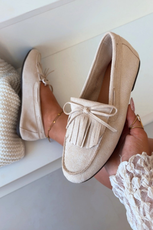 Mocassins femininos cor de marfim com franjas Janelisse