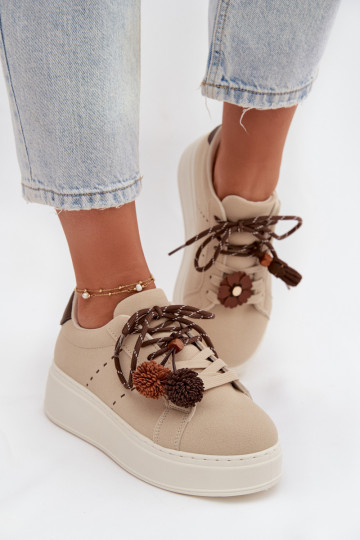 Ténis de plataforma Corinna cor areia para mulheres com pompons decorativos