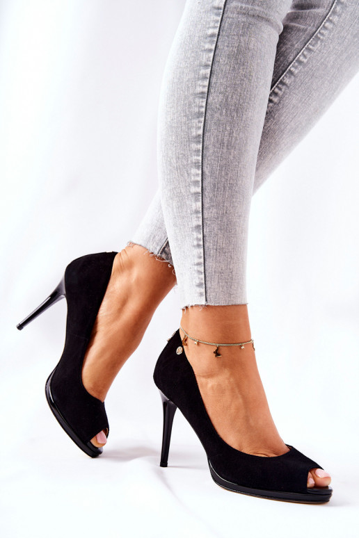 Sapatos de camurça Monnari 0490-020 cor preta