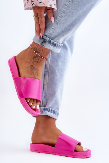 À modalo clássico Feminino Chinelos cor rosa Rolien 2