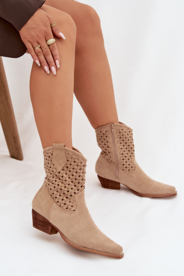 Botins femininos vazados com saltos na cor areia Ferissa 2