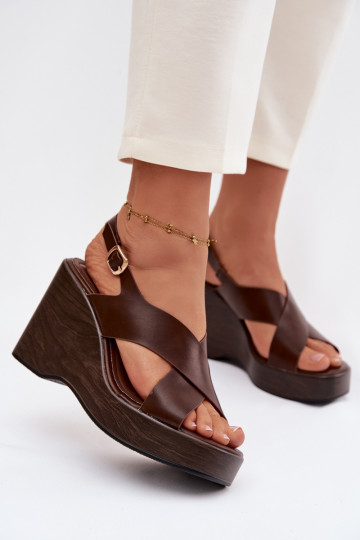 Sandálias femininas de couro ecológico Habilitado coturnoie CzekoladoParae Janivra 2