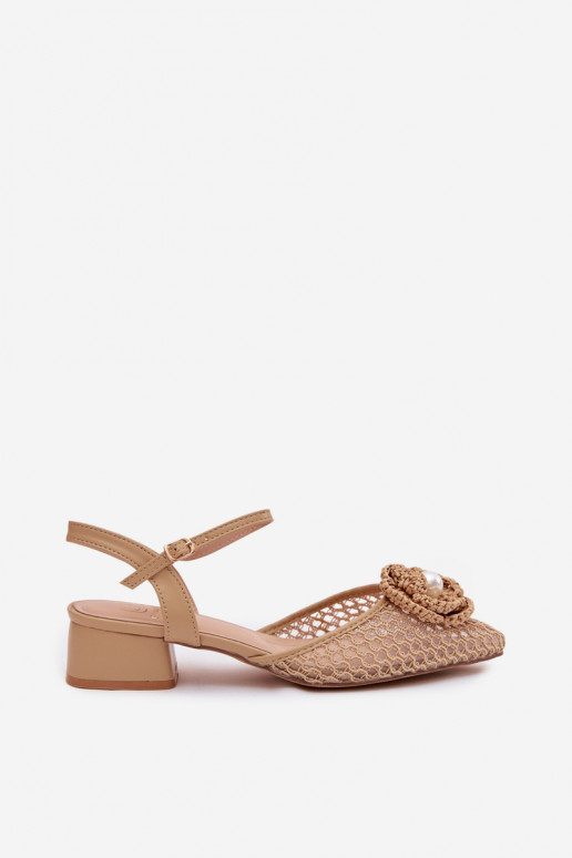 Sandálias femininas Klocke Com decorações Detalem bege Vionessa