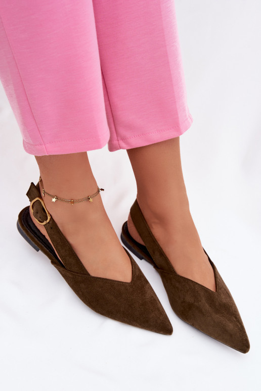 Bailarinas com fivelas douradas de camurça ecológicaoParae cor verde Palerra