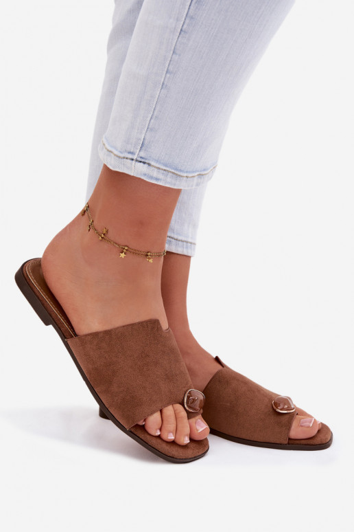 Chinelos Apartamento feminino Com decorações Detalem de camurça ecológicaoParae cor marrom Selavine