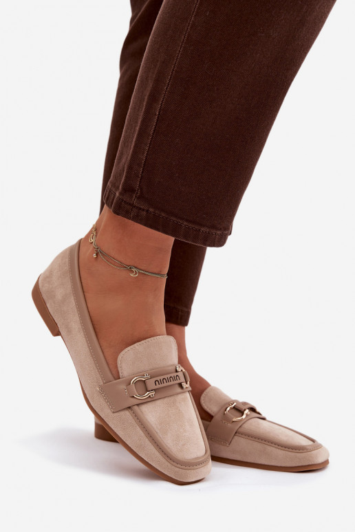 Mocassins bege femininos com elementos decorativos "Evelora"