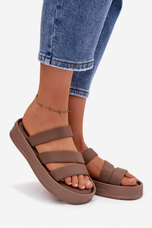  Chinelos femininos com uma plataforma com listras cor cáqui Liorine