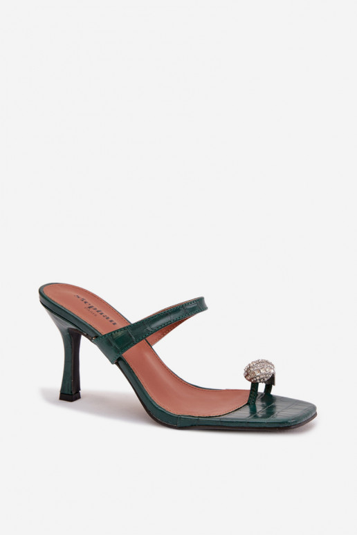 Chinelos femininos com salto fino Com decorações Detalem ButelkoParaa Zieleń Lorissa