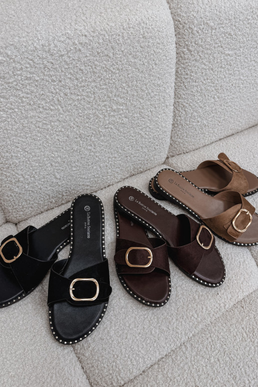 Chinelos femininos com salto largo com fivelas douradas cor preta Selivelle