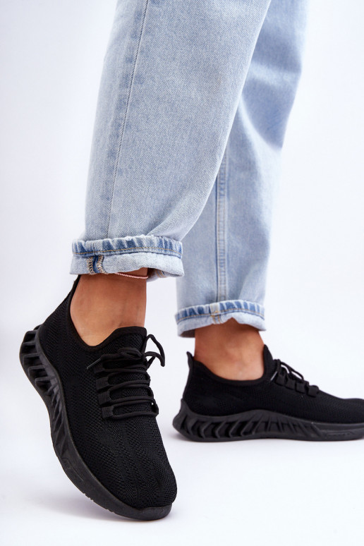 Feminino Um modelo atraente  À modalo de tênis cor preta Venett